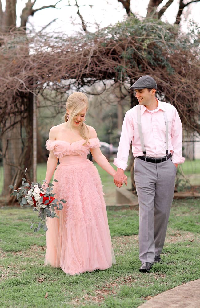 Notebook Inspired Wedding Inspiration - www.theperfectpalette.com - Photography by Gema!