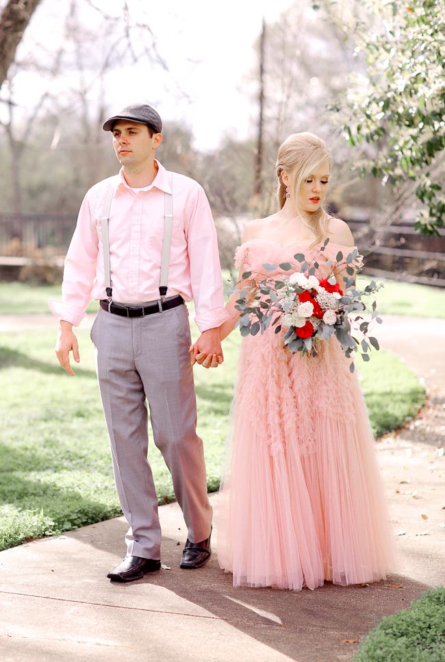 Notebook Inspired Wedding Inspiration - www.theperfectpalette.com - Photography by Gema!