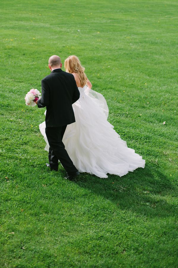 Keri + Matt | A Romantic Classic Wedding - www.theperfectpalette.com - Color Ideas for Wedding + Parties!