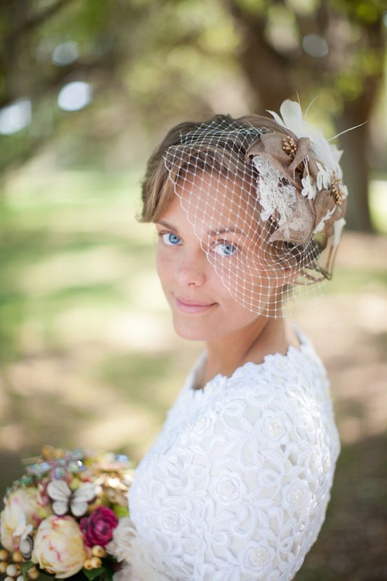 A Sweet Southern Wedding Under the Oak Trees - www.theperfectpalette.com - Watson Studios