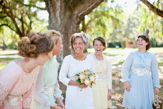 A Sweet Southern Wedding Under the Oak Trees - www.theperfectpalette.com - Watson Studios