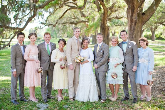 A Sweet Southern Wedding Under the Oak Trees - www.theperfectpalette.com - Watson Studios