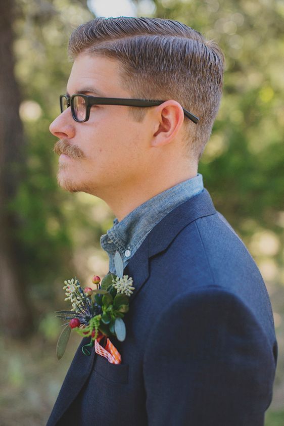 Bright and Beautiful Backyard Wedding - www.theperfectpalette.com - Photo by Betsy, Luciile's Flowers