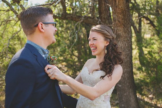 Bright and Beautiful Backyard Wedding - www.theperfectpalette.com - Photo by Betsy, Luciile's Flowers