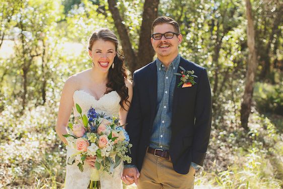 Bright and Beautiful Backyard Wedding - www.theperfectpalette.com - Photo by Betsy, Luciile's Flowers