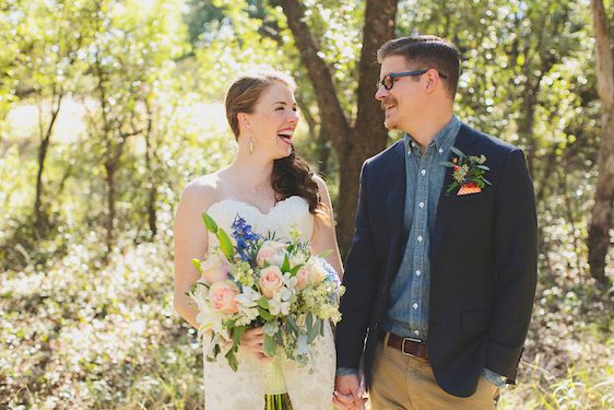 Bright and Beautiful Backyard Wedding - www.theperfectpalette.com - Photo by Betsy, Luciile's Flowers