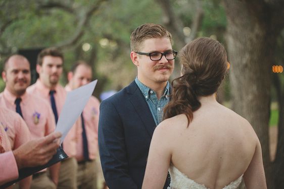 Bright and Beautiful Backyard Wedding - www.theperfectpalette.com - Photo by Betsy, Luciile's Flowers