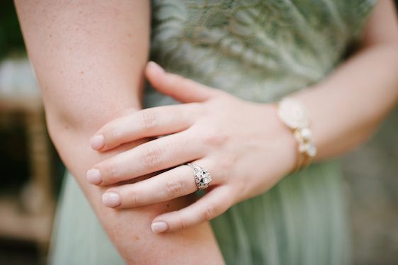 Coastal Chic Wedding Inspiration - www.theperfectpalette.com - Styled by The Perfect Palette, photos by Lauren Rae Photography, floral design by Bre Garvin of Juli Vaughn Designs