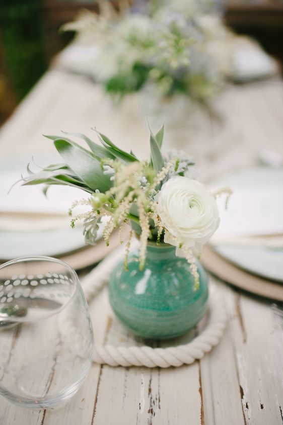 Coastal Chic Wedding Inspiration - www.theperfectpalette.com - Styled by The Perfect Palette, photos by Lauren Rae Photography, floral design by Bre Garvin of Juli Vaughn Designs