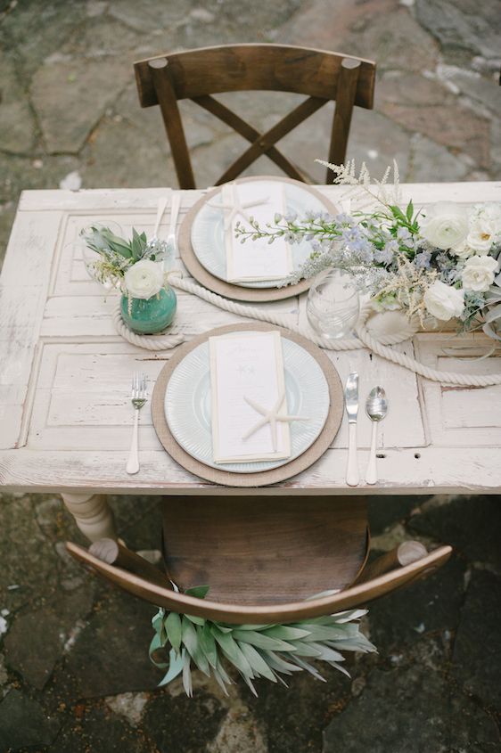 Coastal Chic Wedding Inspiration - www.theperfectpalette.com - Styled by The Perfect Palette, photos by Lauren Rae Photography, floral design by Bre Garvin of Juli Vaughn Designs