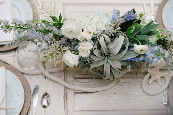 Coastal Chic Wedding Inspiration - www.theperfectpalette.com - Styled by The Perfect Palette, photos by Lauren Rae Photography, floral design by Bre Garvin of Juli Vaughn Designs