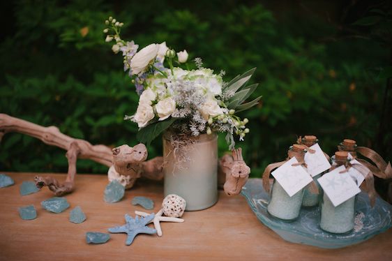 Coastal Chic Wedding Inspiration - www.theperfectpalette.com - Styled by The Perfect Palette, photos by Lauren Rae Photography, floral design by Bre Garvin of Juli Vaughn Designs