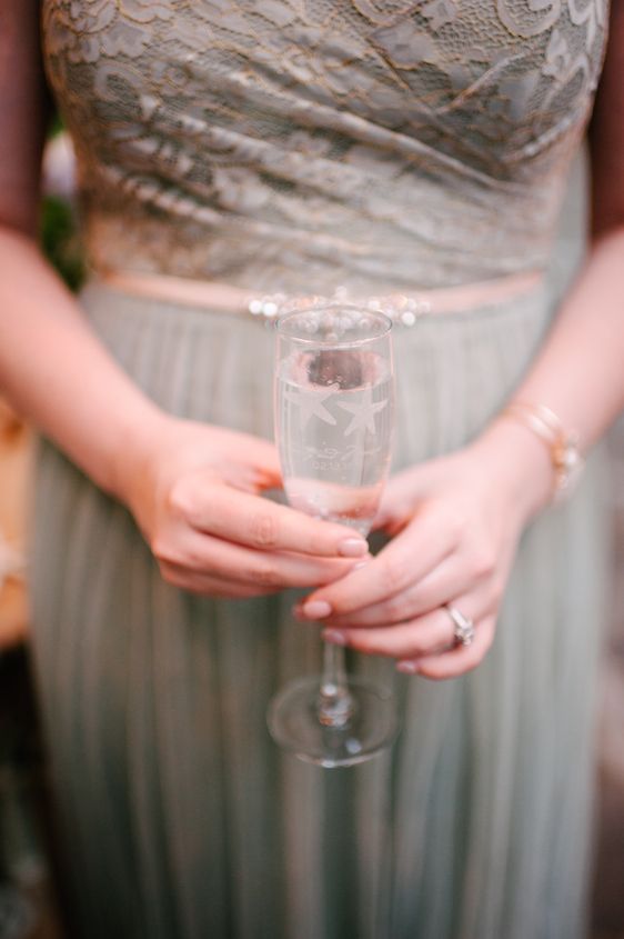 Coastal Chic Wedding Inspiration - www.theperfectpalette.com - Styled by The Perfect Palette, photos by Lauren Rae Photography, floral design by Bre Garvin of Juli Vaughn Designs