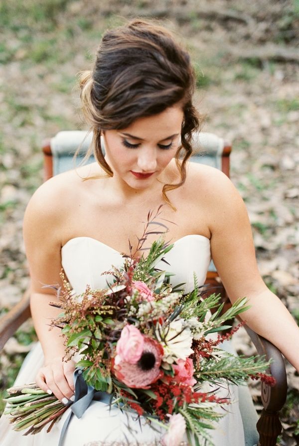 Modern Boho Glam Wedding Editorial - www.theperfectpalette.com - Jessica Sparks Photography, Flower Power Productions, Two Be Wed