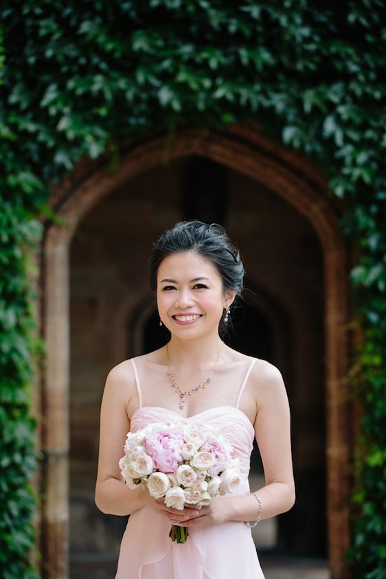 Real Wedding with Modern and Traditional Details - www.theperfectpalette.com - Hilary Cam Photography Sydney