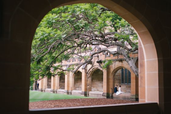 Real Wedding with Modern and Traditional Details - www.theperfectpalette.com - Hilary Cam Photography Sydney