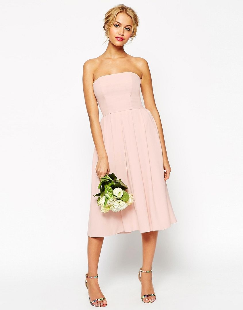 Bridesmaid Dresses that Won't Break the Bank! www.theperfectpalette.com - Chic (and Affordable) Styles She'll Love!