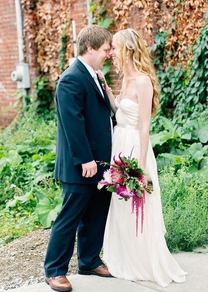 Loft Wedding in Pittsburgh | Megan and Erik - www.theperfectpalette.com - Photography by Betty Elaine, Event Planning by Hello Productions, florals by greenSinner