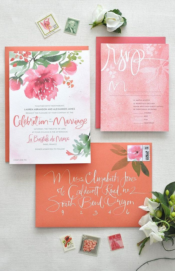 Coral Wedding Inspiration with Ombré Details - www.theperfectpalette.com - Get the Look!