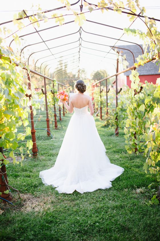  Beautiful Bridal Portrait Session - www.theperfectpalette.com - Jessie Alexis Photography