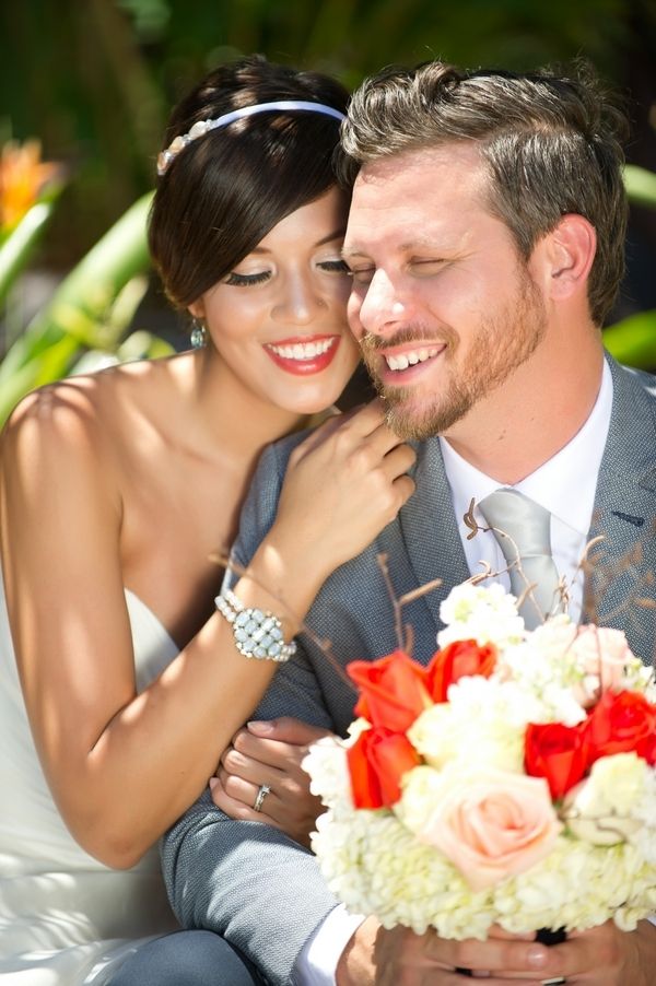 Tropical St. Pete Beach Wedding - www.theperfectpalette.com - Color Ideas for Weddings + Parties