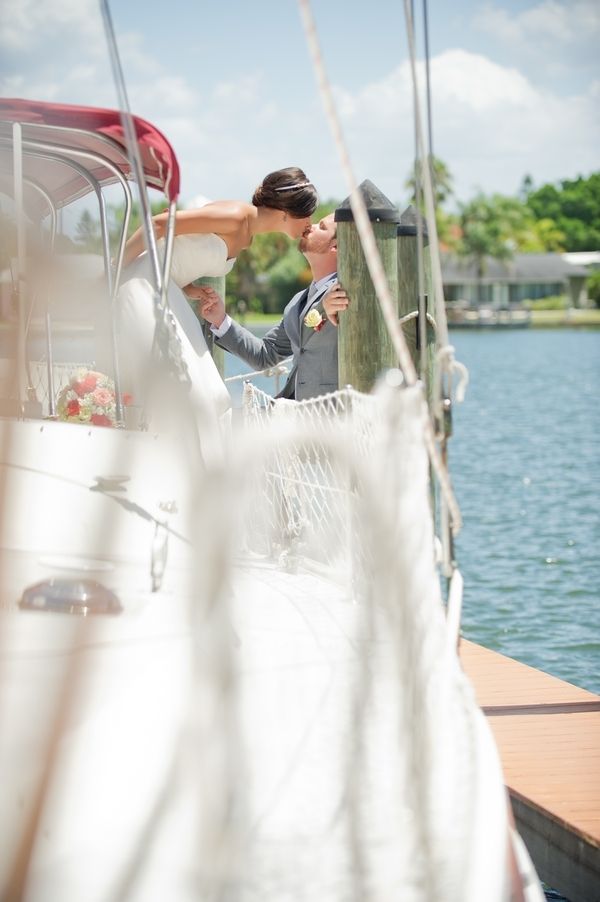 Tropical St. Pete Beach Wedding - www.theperfectpalette.com - Color Ideas for Weddings + Parties