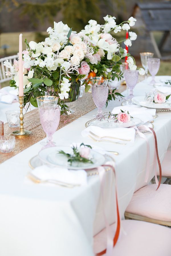 Romantic Valentine's Day Inspired Editorial  - www.theperfectpalette.com - Real Southern Accents, Jenn Finazzo Photography, Whimsical Floral Design