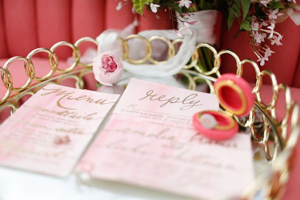 Romantic Valentine's Day Inspired Editorial  - www.theperfectpalette.com - Real Southern Accents, Jenn Finazzo Photography, Whimsical Floral Design