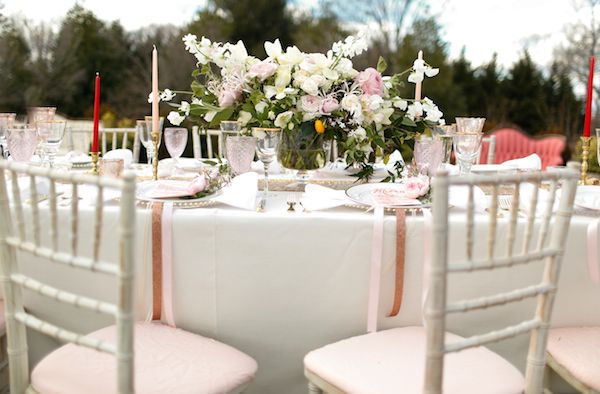 Romantic Valentine's Day Inspired Editorial  - www.theperfectpalette.com - Real Southern Accents, Jenn Finazzo Photography, Whimsical Floral Design