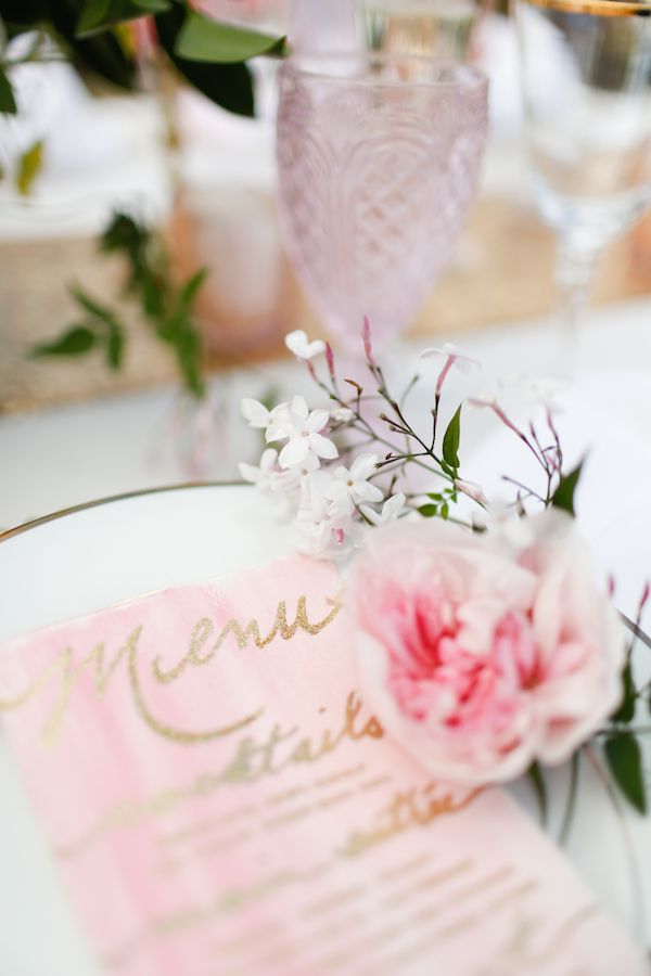 Romantic Valentine's Day Inspired Editorial  - www.theperfectpalette.com - Real Southern Accents, Jenn Finazzo Photography, Whimsical Floral Design