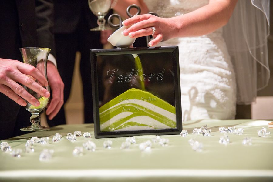 Mint Green Spring Wedding in Vancouver - www.theperfectpalette.com - Joanna Moss Photography, Elderberry Floral