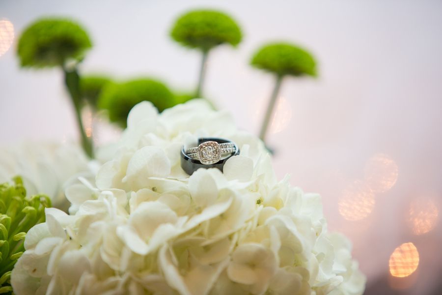 Mint Green Spring Wedding in Vancouver - www.theperfectpalette.com - Joanna Moss Photography, Elderberry Floral