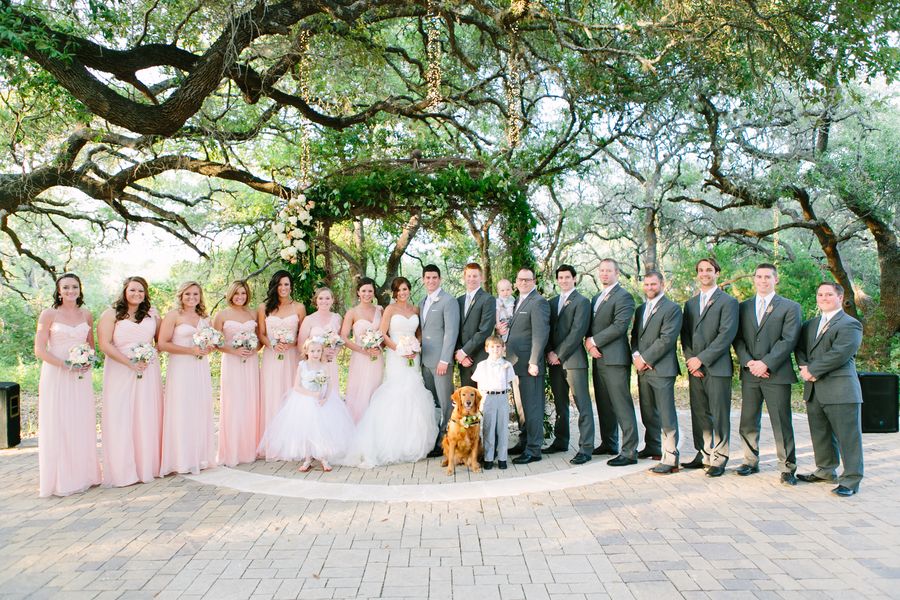 A Wedding Under the Oak Trees - www.theperfectpalette.com - Al Gawlik Photography, Florals by Wow Factor Design