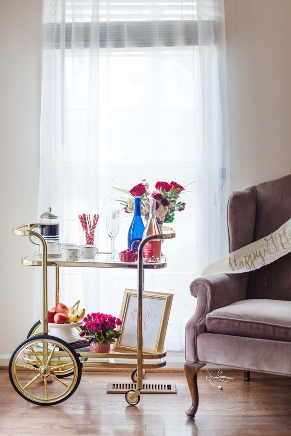 GALentine's Day Macaron Party with Your Besties! www.theperfectpalette.com - Love Be Photography, florals by SArias Creates, Hazy Skies Lettering