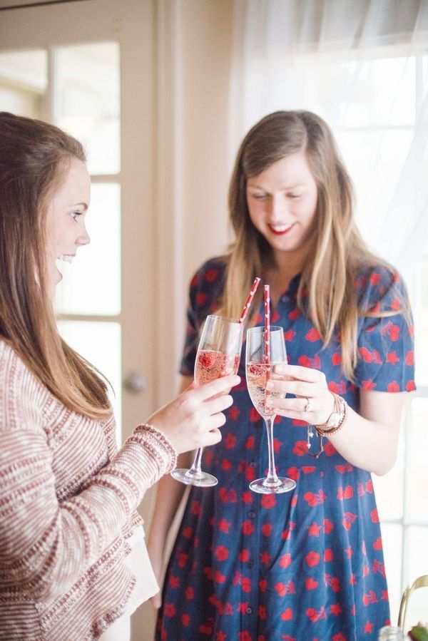 GALentine's Day Macaron Party with Your Besties! www.theperfectpalette.com - Love Be Photography, florals by SArias Creates, Hazy Skies Lettering