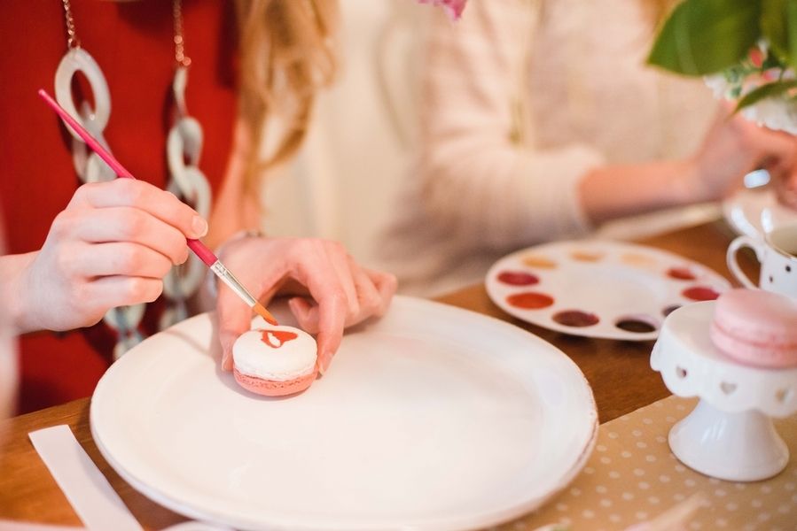 GALentine's Day Macaron Party with Your Besties! www.theperfectpalette.com - Love Be Photography, florals by SArias Creates, Hazy Skies Lettering