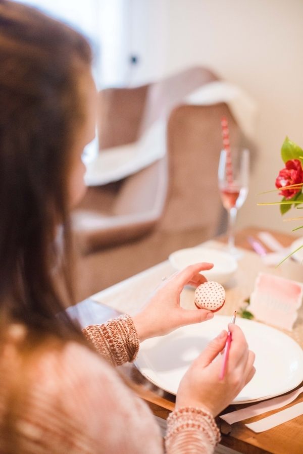 GALentine's Day Macaron Party with Your Besties! www.theperfectpalette.com - Love Be Photography, florals by SArias Creates, Hazy Skies Lettering