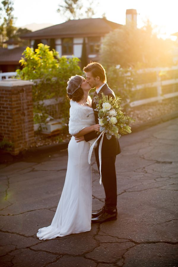 Winter Meets Old Hollywood Style - www.theperfectpalette.com - Elizabeth Victoria Phase 4 Photography, Knot Just Flowers