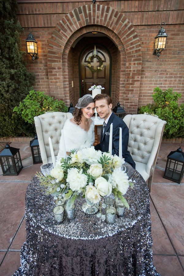 Winter Meets Old Hollywood Style - www.theperfectpalette.com - Elizabeth Victoria Phase 4 Photography, Knot Just Flowers