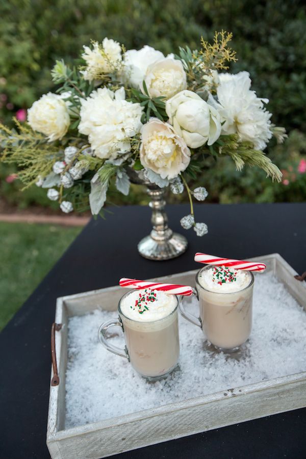 Winter Meets Old Hollywood Style - www.theperfectpalette.com - Elizabeth Victoria Phase 4 Photography, Knot Just Flowers