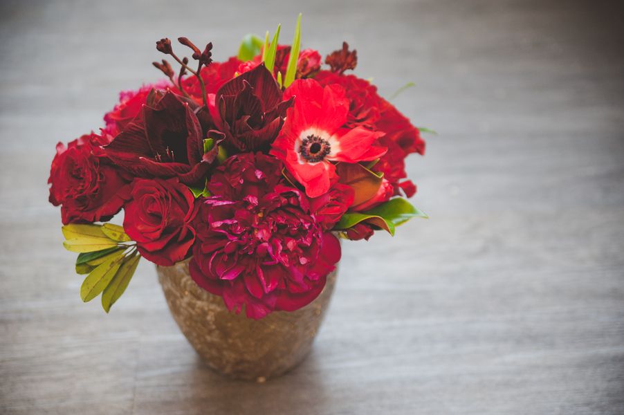 Cozy Winter Wedding Inspiration - www.theperfectpalette.com - Jenni Grace Photography, Devoted to You Events, The Blue Daisy Floral Designs