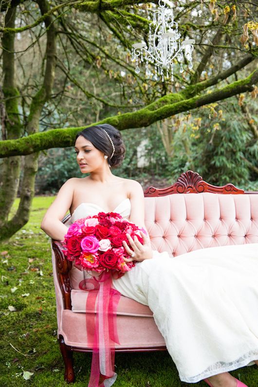 Ombré Valentine Inspiration with Fabulous Florals - www.theperfectpalette.com - Joanna Moss Photography, Umbrella Events, Vivio Flowers