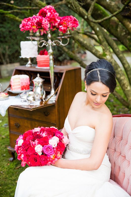 Ombré Valentine Inspiration with Fabulous Florals - www.theperfectpalette.com - Joanna Moss Photography, Umbrella Events, Vivio Flowers