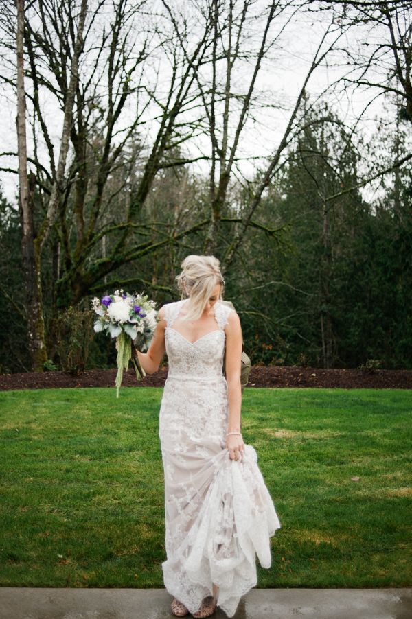 A Lavender Styled Shoot with Blooms + Macarons - www.theperfectpalette.com - Meredith McKee Photography, Bloom by Tara
