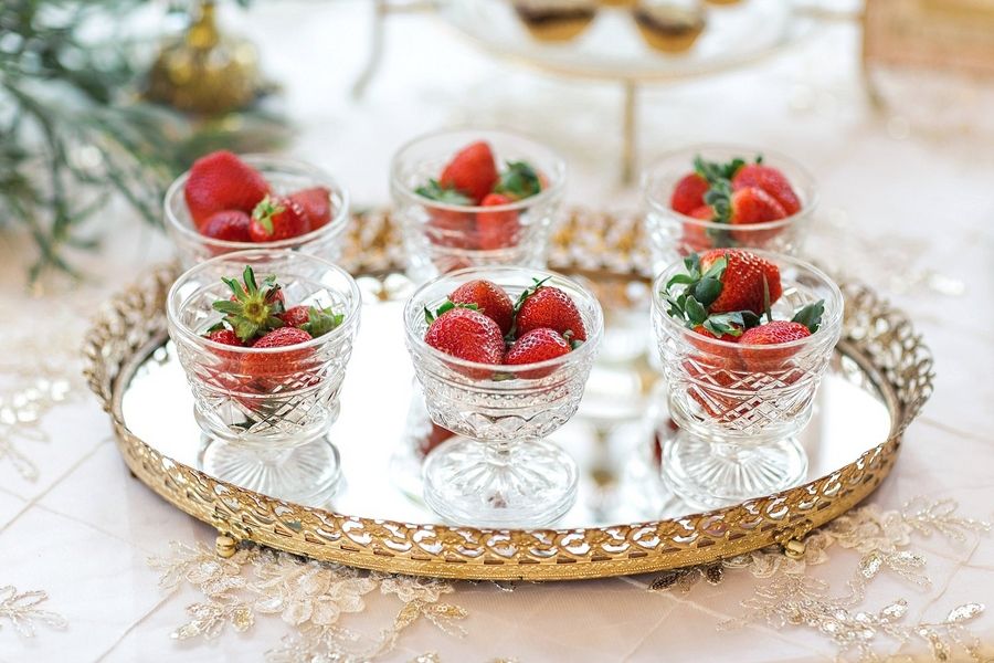 French Inspired Wedding Inspiration - www.theperfectpalette.com - Pauline Conway Photography, Cheri's Vintage Table, Boho Chic Florals