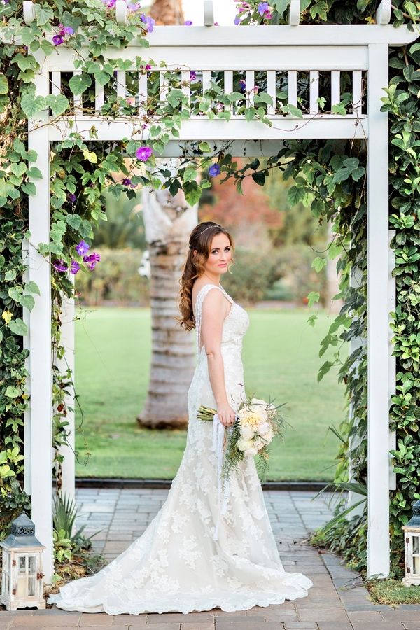 French Inspired Wedding Inspiration - www.theperfectpalette.com - Pauline Conway Photography, Cheri's Vintage Table, Boho Chic Florals