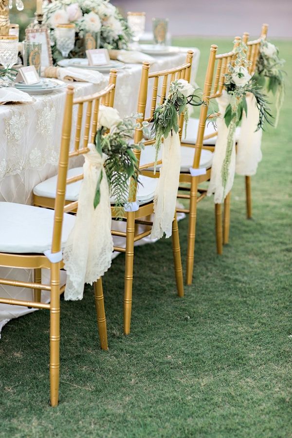 French Inspired Wedding Inspiration - www.theperfectpalette.com - Pauline Conway Photography, Cheri's Vintage Table, Boho Chic Florals