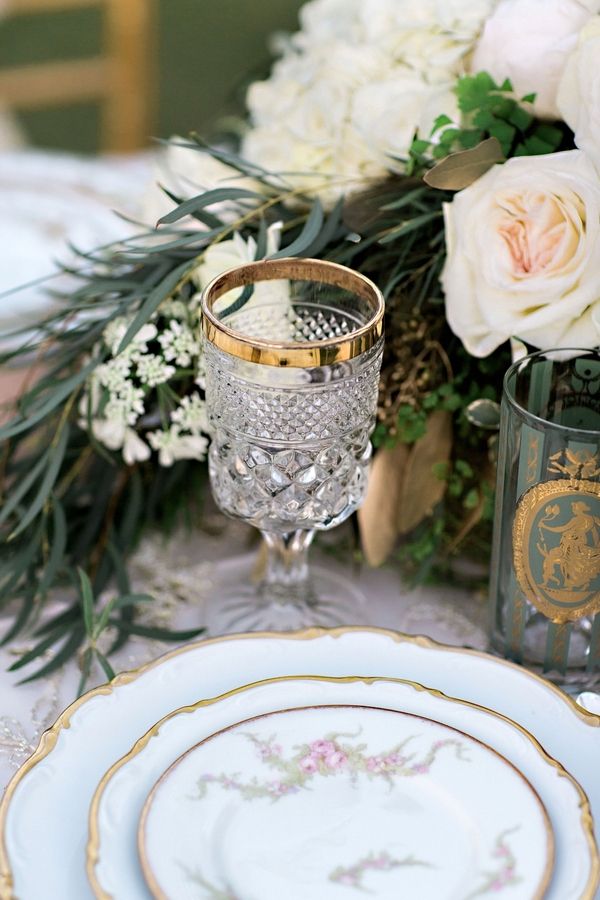 French Inspired Wedding Inspiration - www.theperfectpalette.com - Pauline Conway Photography, Cheri's Vintage Table, Boho Chic Florals