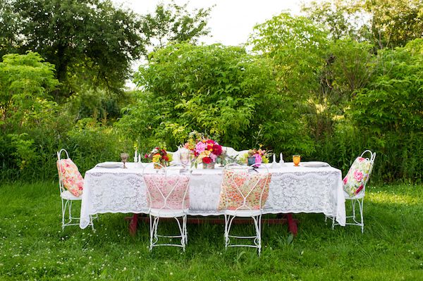 Colorful Farm Wedding Inspiration - www.theperfectpalette.com - Costamagna Design, Ayres Photography