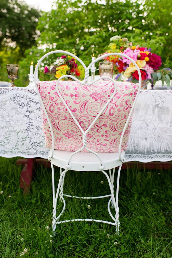 Colorful Farm Wedding Inspiration - www.theperfectpalette.com - Costamagna Design, Ayres Photography